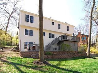35 Sandpiper Dr, Hackettstown, NJ 07840