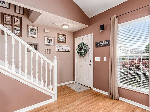 3rd image of 7948 Blacklick View Dr