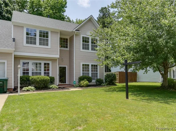 502 Robin Hood Dr, Yorktown, VA 23693