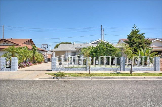 1st image of 3638 Stichman Ave