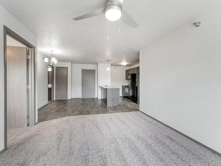 Whisper Ridge Commons — Photo 99