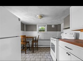 40 Centre St, West Warwick, RI 02893