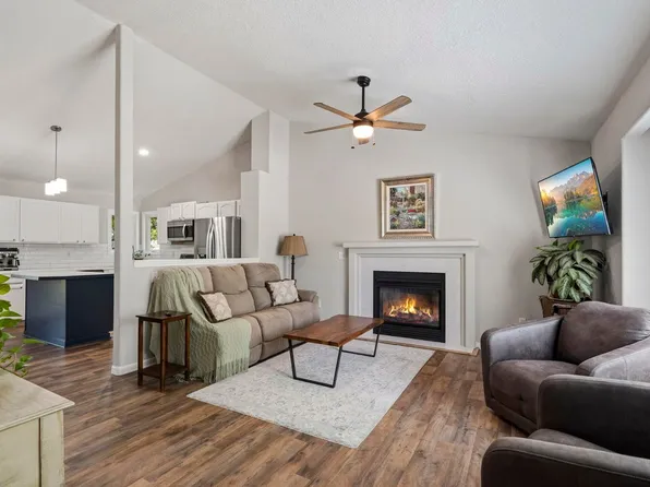 5211 W 2nd St, Greeley, CO 80634