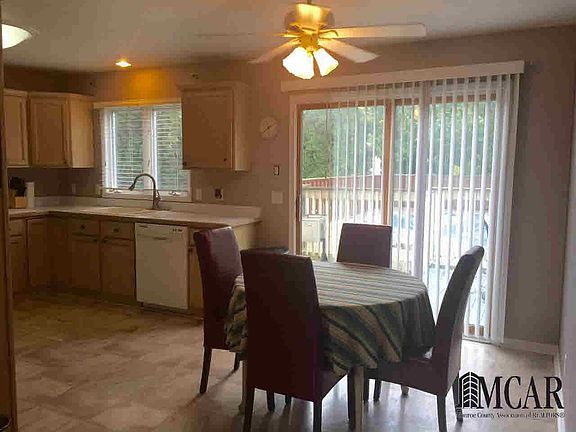2nd image of 3600 Fordway Dr