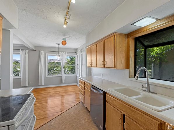 salt-lake-city-utah-12777839 picture