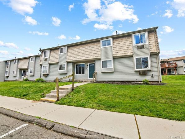 35 Carillon Dr APT D