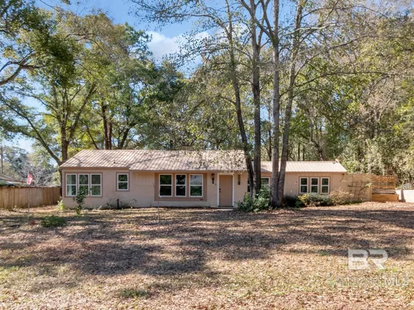 410 Saint John Pl, Mobile, AL 36609