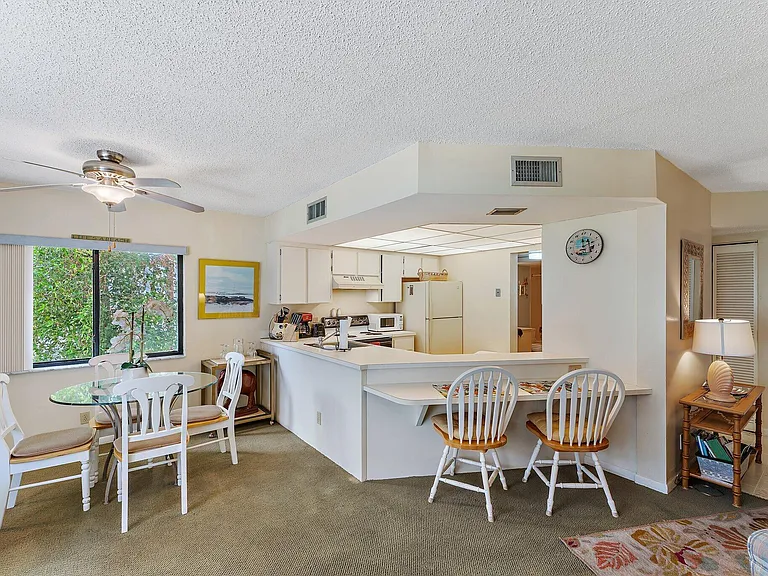 1605 S US Highway 1 #D106 — Photo 14