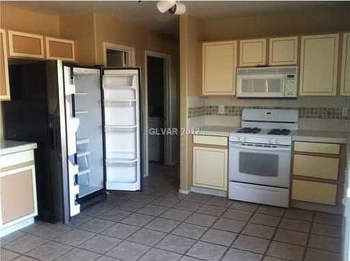 3rd image of 5546 Black Sea Ct