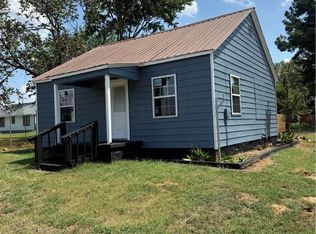 207 W 6th St, Danville, AR 72833