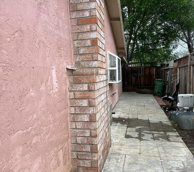 2nd image of 34320 Chester Ct