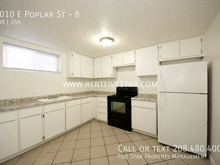 1010 E Poplar St #8 — Photo 4