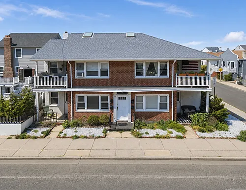 725 E Broadway #1 Photo 1