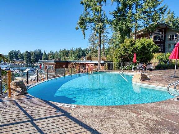 5th image of 12849 Lagoon Rd #5B