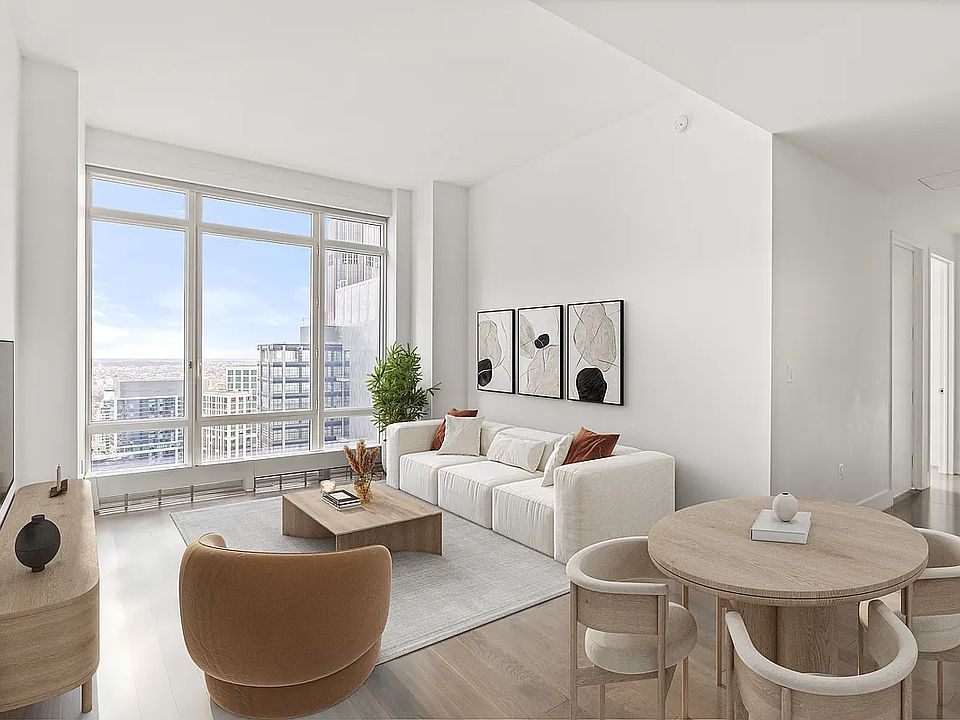 1st image of 388 Bridge St #Penthouse 48d