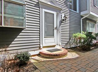 60 Countryside Dr, Basking Ridge, NJ 07920