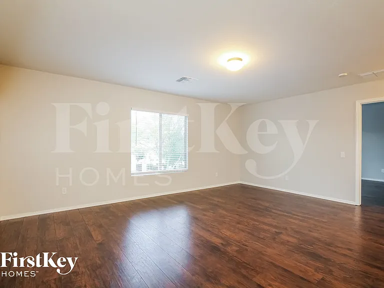 14210 W Mauna Loa Ln — Photo 10