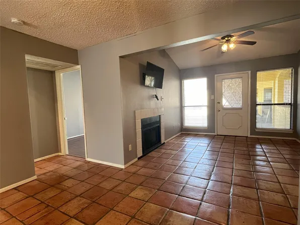 806 W 24th St APT 303, Austin, TX 78705
