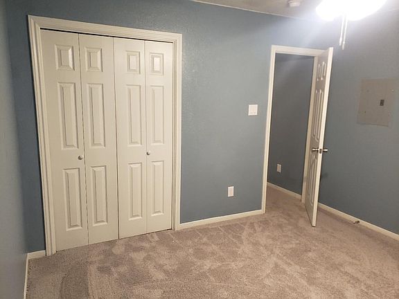 3rd image of 203 W Washington Ave #D