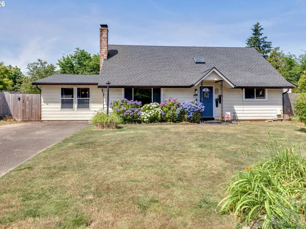 1563 NE Village Squire Ct, Gresham, OR 97030