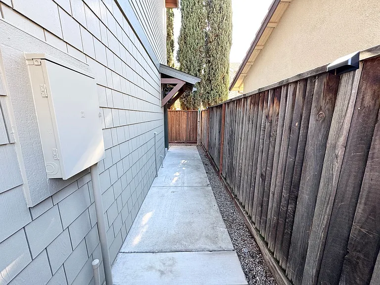 5496 Carnegie Loop — Photo 16