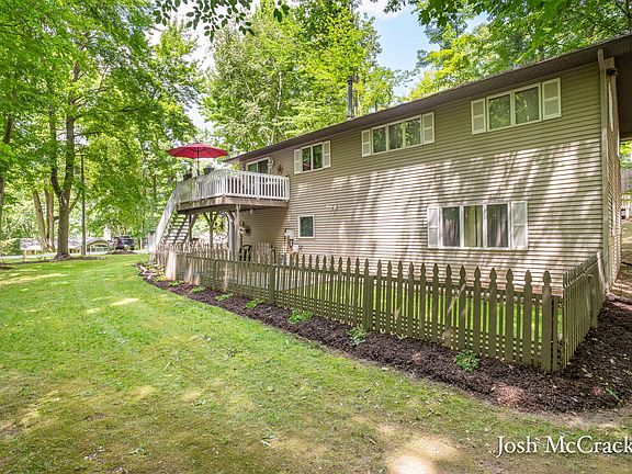 5th image of 11339 Alpine Rd