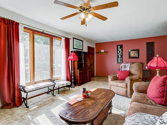 5th image of 2311B Dover Dr