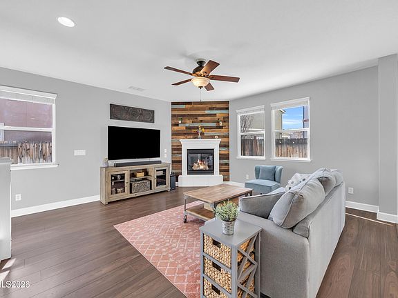 4th image of 2085 Black Sand Dr