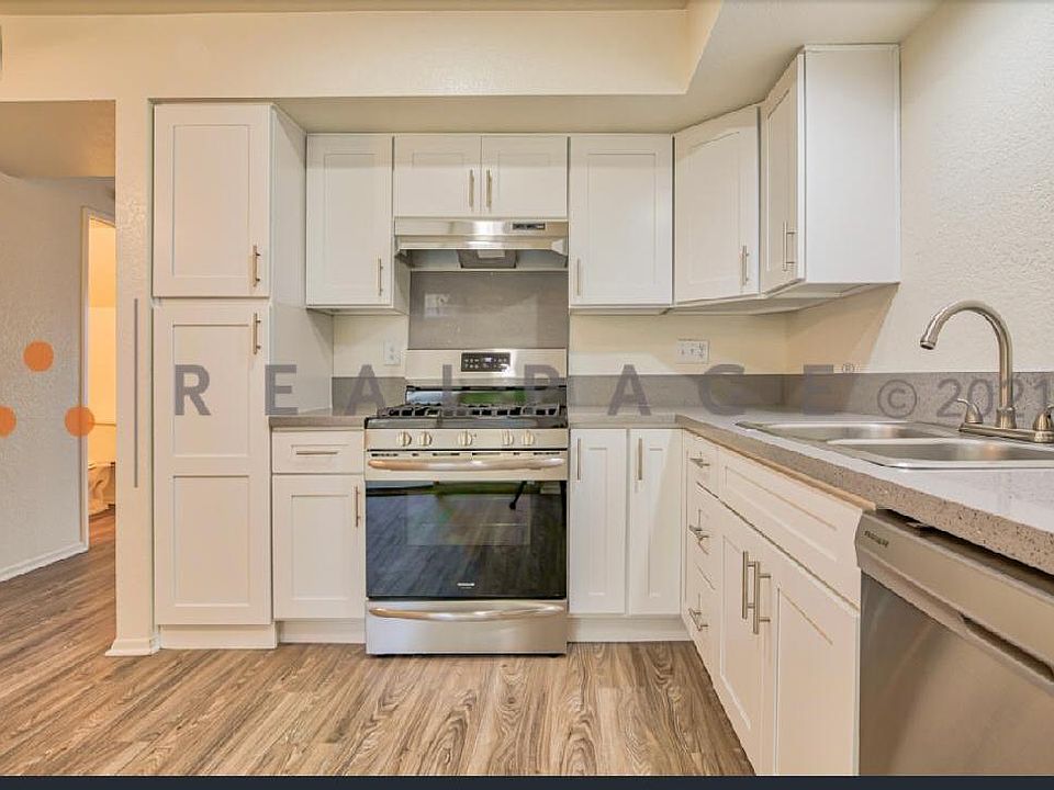 1st image of 805 S Magnolia Ave #B
