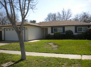 5854 E Lansing Way, Fresno, CA 93727