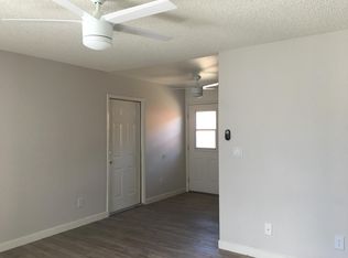 15776 Sequoia St APT 9, Hesperia, CA 92345