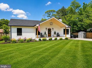 428 Royal Beach Rd, Pasadena, MD 21122