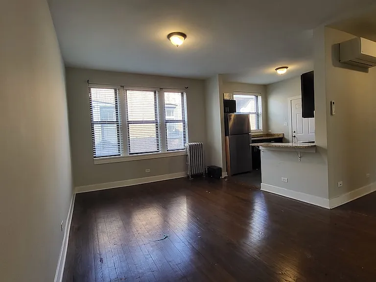 5501-5513 S Everett Ave — Photo 11