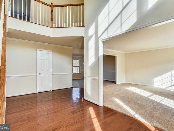 2nd image of 25 Cedarview Ct