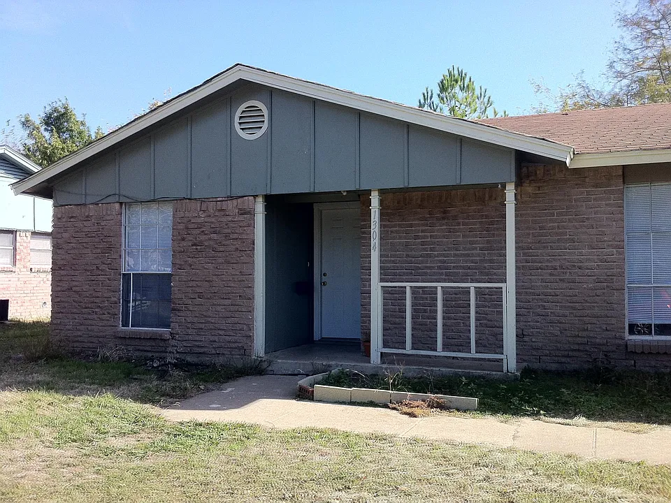 1304 Yukon Dr