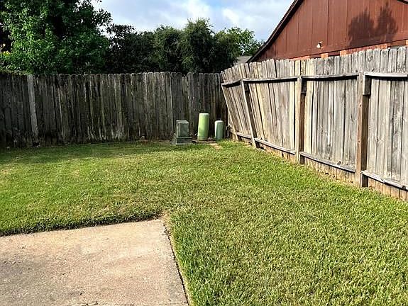 3rd image of 3311 Purslane Dr