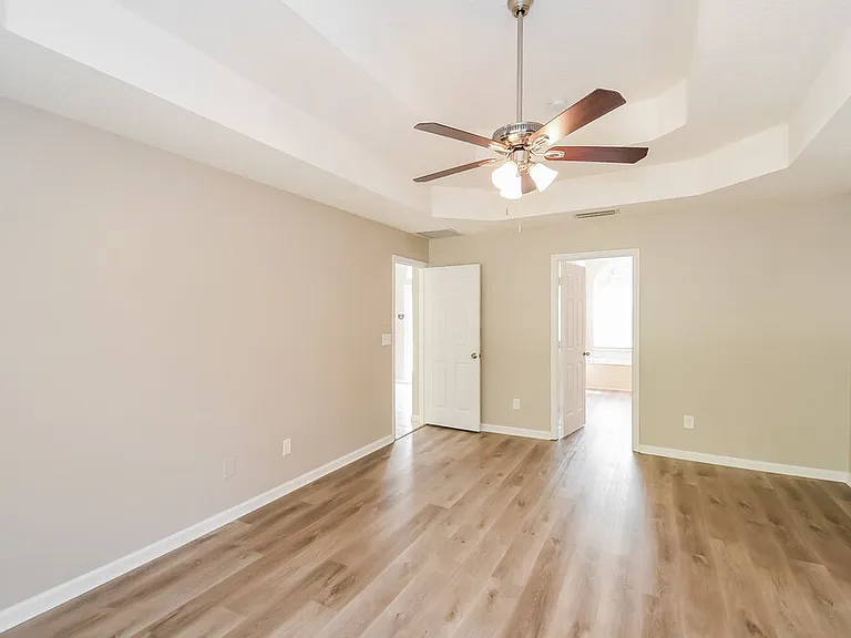 7915 Timberlin Park Blvd — Photo 10
