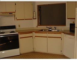4th image of 2756 S Slater Dr