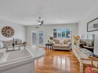 1 Rio Vista Ln #1, Red House, WV 25168