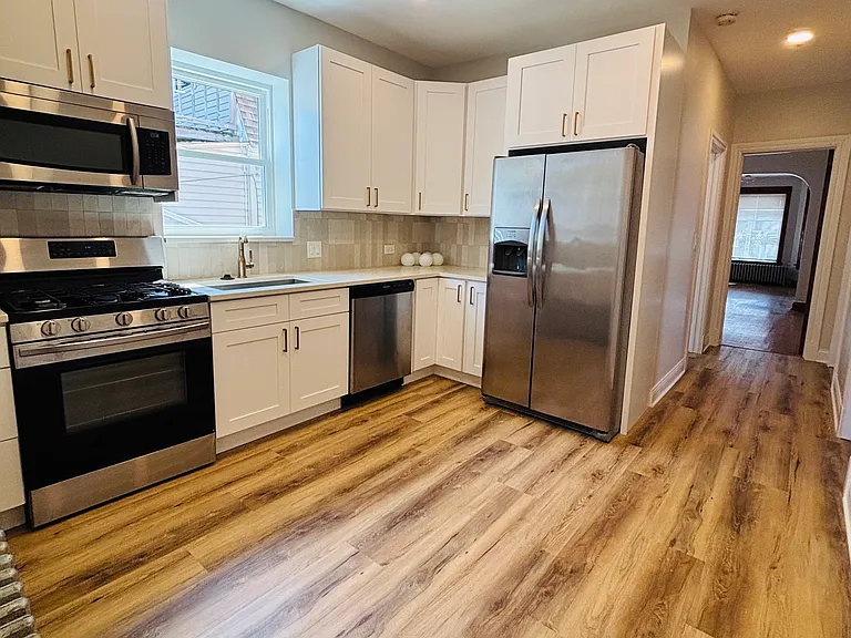 4730 W Warwick Ave #1 — Photo 2