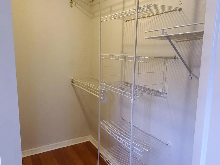 1801 Karolina Ave — Photo 11