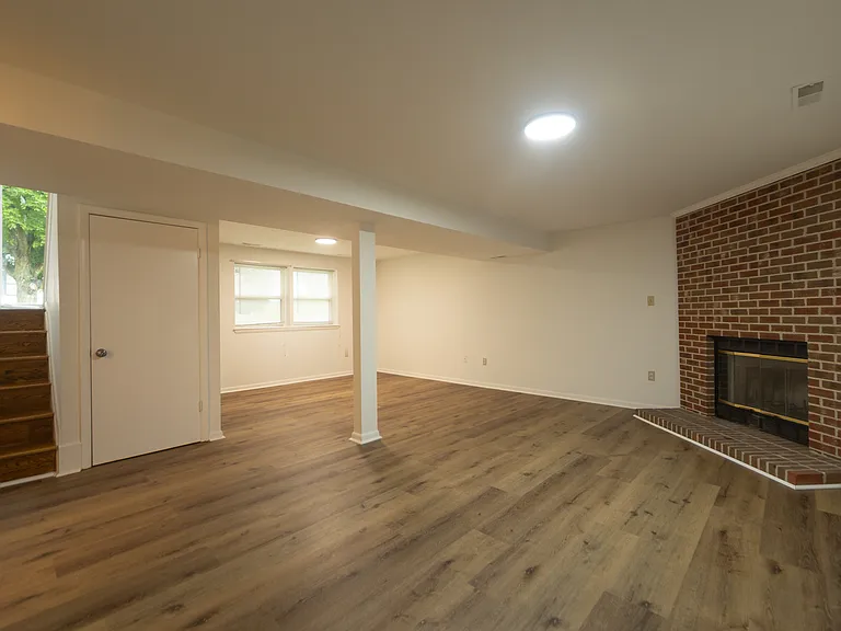 8 Upman Ct — Photo 12