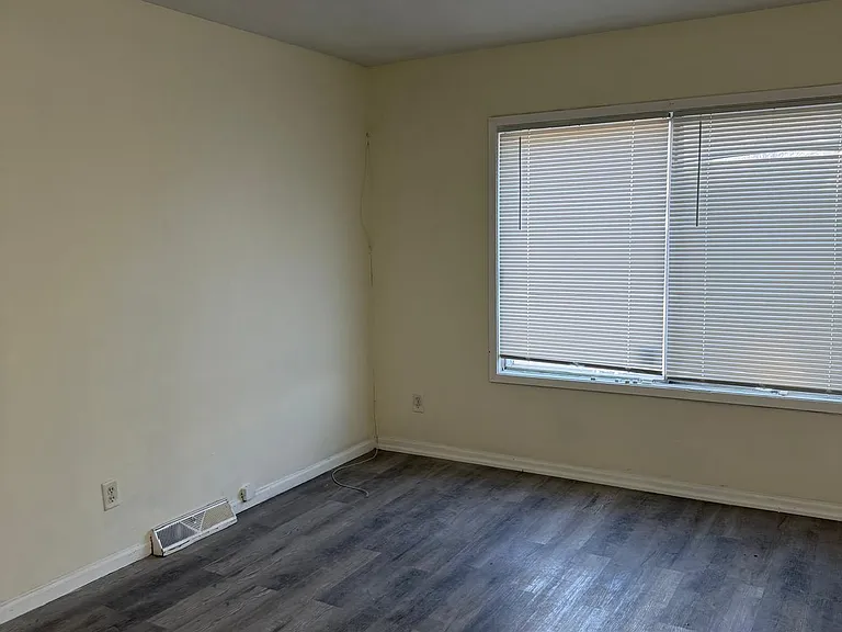 4008 Butternut St — Photo 9