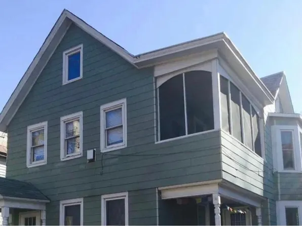 44A School St, Burlington, VT 05401