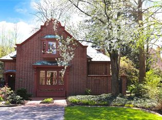 42 Berkeley St, Rochester, NY 14607