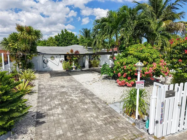 1663 NE 176th St, North Miami Beach, FL 33162