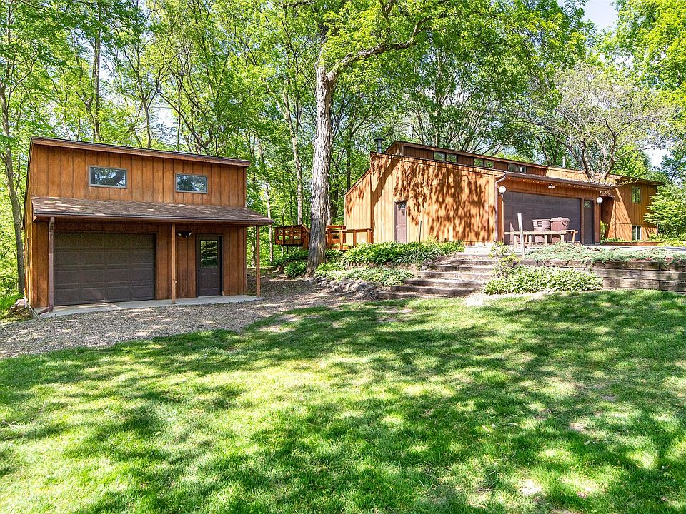 1st image of 3923 Mathews Rd
