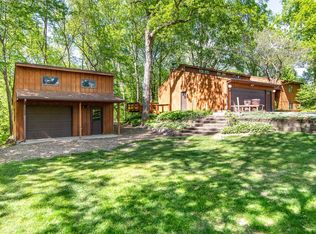 3923 Mathews Rd, Ames, IA 50014