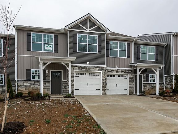 3rd image of 402 Laredo Ct