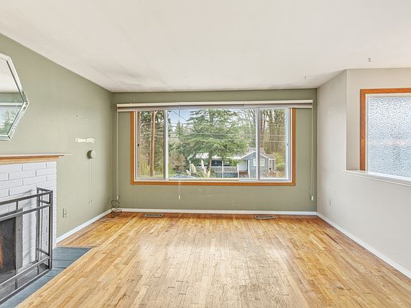 3rd image of 11011 14th Ave S
